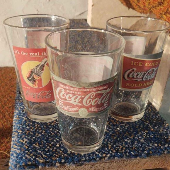 Pint Sized Coca Cola Glasses - Picture 3 of 6
